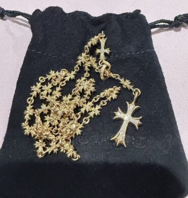 Chrome Hearts 22K Tiny E Double Sided Diamond Cross
