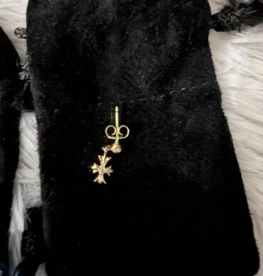 Chrome Hearts Tiny E 22K Gold Diamond Earring